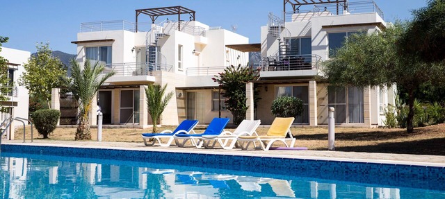 Apartment with roof terrace and views over the Mediterranean Sea in Esentepe