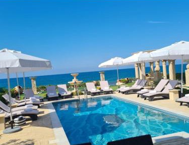 ARGY Beach Front Luxury Villa in Kato Yialia