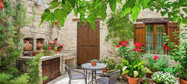 Arsorama Comfy 1 Bdr Apt w Shared Patio in Arsos