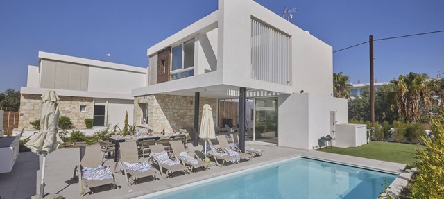 Ayia Napa Kube Villa KB2 - a villa that sleeps 12 guests in 5 bedrooms in Ayia Napa