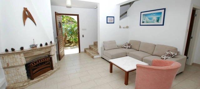 Beach Front, Wonderful Holiday Villa with Sauna in Kissonerga, Special Offer! in Paphos