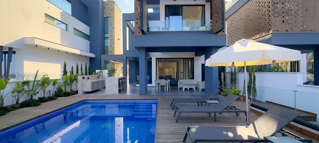 Beachfront Villa with Amazing Views in Paralimni
