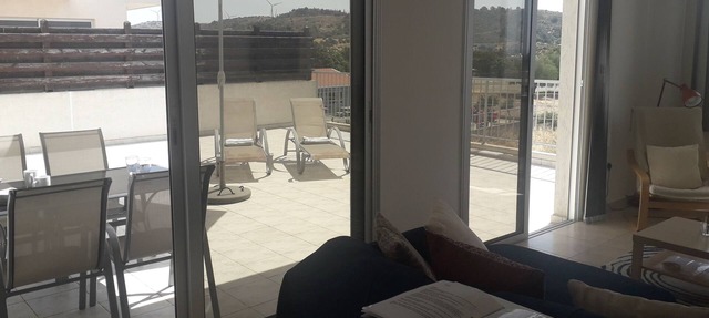 Beautiful Quiet and Sunny Penthouse well equipped with free WIFI & POOL in Larnaca