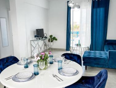 BLUE LATSI in Lachi