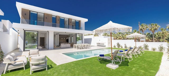 Brand New 4 Bedroom Villa with private pool, 100 meters from the beach in Protaras