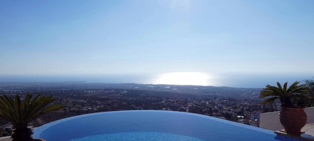 Breathtaking Villa, Panoramic Sea View, Infinity Pool, 3BDR in Tala