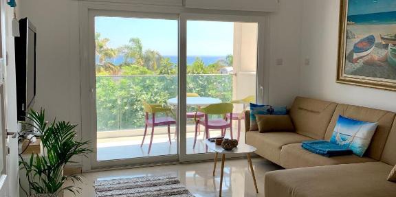 Bright and Breezy Beachside Apartment in Limassol