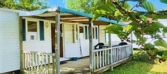 Campsite Quercy Vacances* - 3-room mobile home for 4 people in Bouvet Island