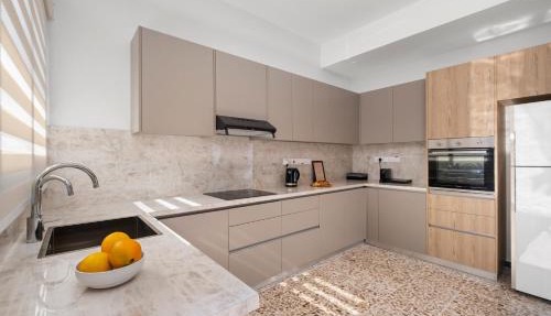 Casa Centrale by Nomads - 2BD Home with Workspace in Paphos