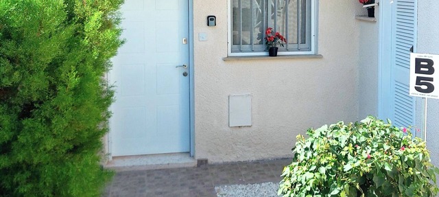 Charming 2-bedroom apartment with WiFi, AC in pleasant Pegeia in Pegeia