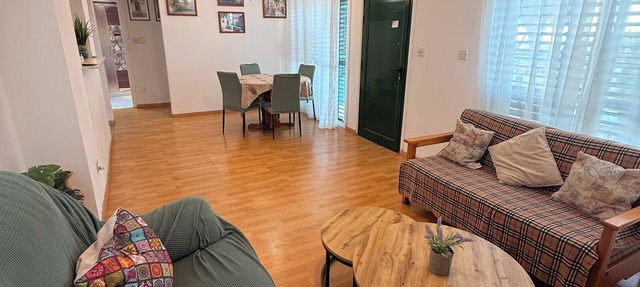 Charming Ground-Floor Apartment with Pool & Tennis Court ,Ikaria Village, Paphos in Paphos