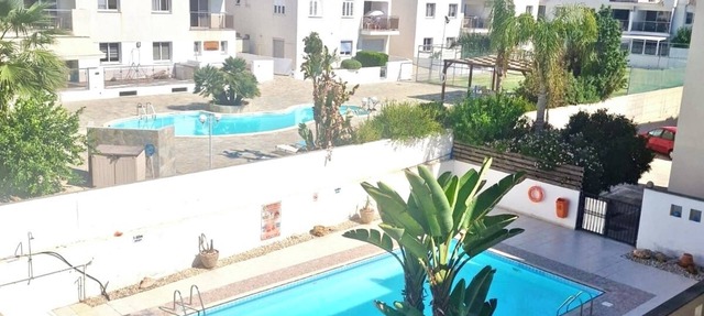 Charming Oroklini Penthouse with Ocean Views and Private Parking in Oroklini