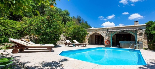 Charming Stone Villa, Private Pool, Jacuzzi, Beautiful Views to the Orange Groves in Miliou Village! in Miliou
