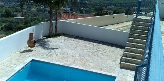 Chrystalla in Skarinou