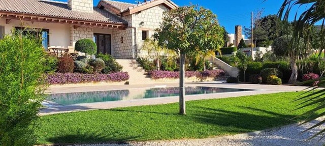 Chrystallia Holiday Villa One in Anarita