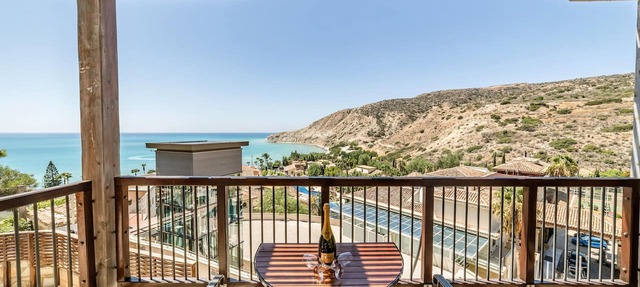 Columbia Beach Resort in Pissouri