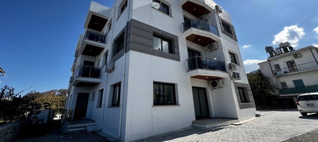 Convenient Sea View Flat in Central Kyrenia in Girne