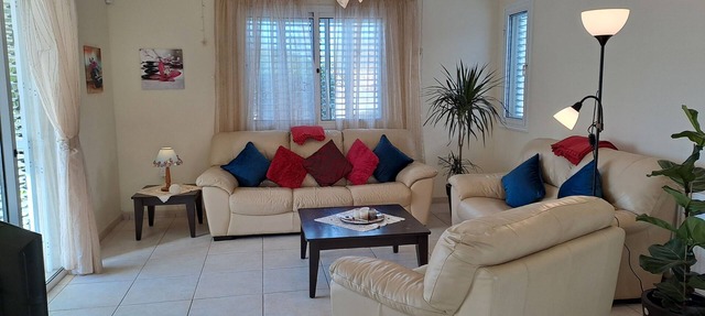 Cozy 3 bedroom villa, with a Swimming pool, Sea View, Mountain View! in Tala