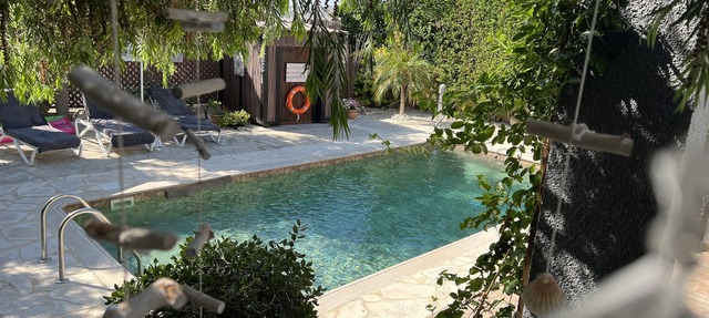 Cozy modern cottage -2 Bedroom. & Private Pool-5min to Coral Bay in Peyia
