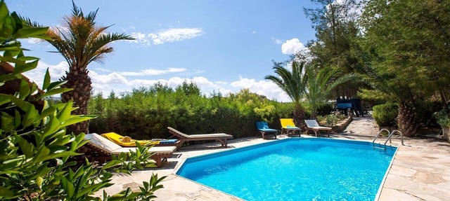 Delightful Stone Villa in Miliou, Private Pool, Spectacular Views to Citrus Groves in Miliou