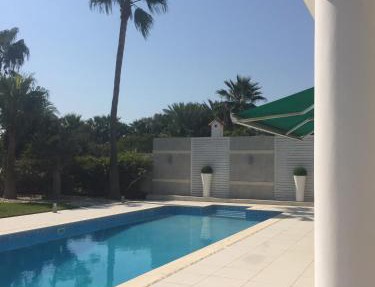Deluxe First Line Villa in Perivolia