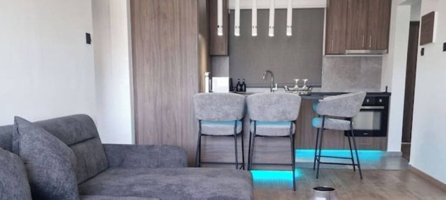 Duke's Luxury suite full furnished apartment in Strovolos