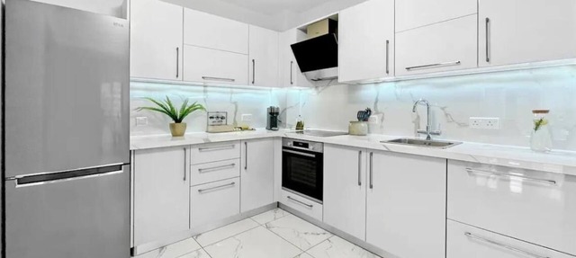 Encino ® - luxury seaside suite in Larnaca