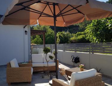 Evmelia Kakopetria Suites in Kakopetria