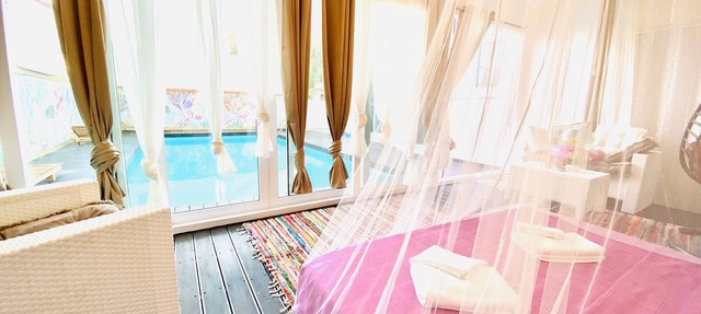 Exclusive Villa Larnaca Exclusive - Big Pool Private - 8+ sleeps - 2 min Beach in Pyla