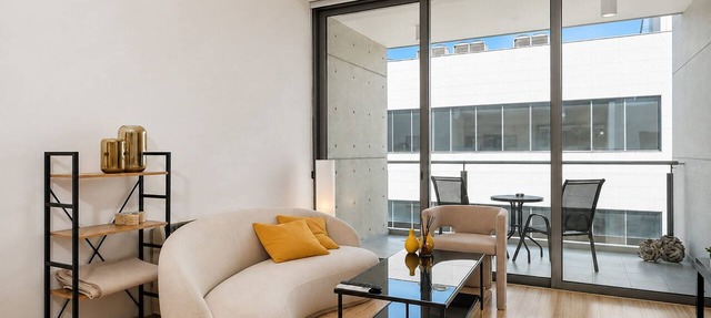 Executive Penthouse w/Balcony Central Nicosia in Nicosia