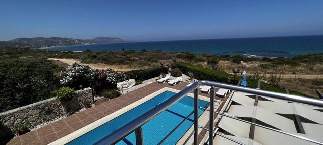 Exquisite Villa with Private Pool in Cyprus in Girne