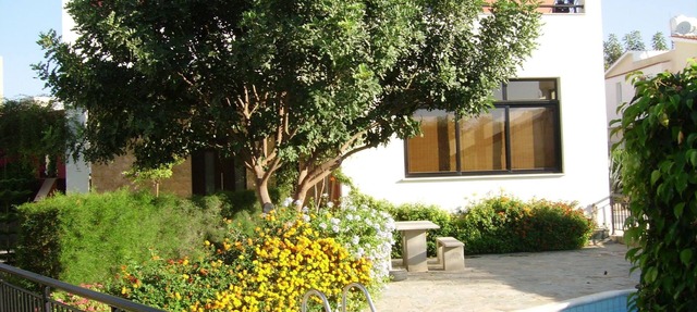 für fünf Personen mit Balkon by Interhome in Agios Georgios Pegeias