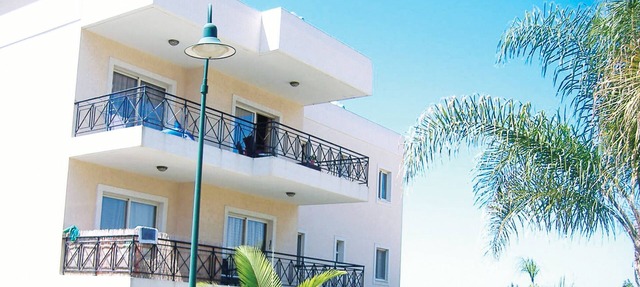 FAB! 2 Bed Apartment in Limassol, Cyprus in Limassol