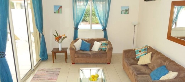 Fabulous 4 Bed Villa,Big Pool,WIFI, table tennis, 2mins walk to beach in Protaras