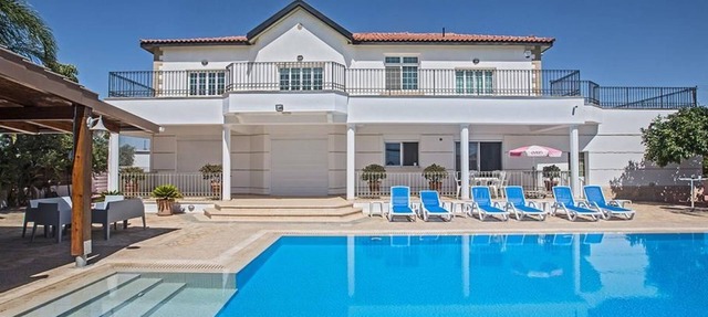 Familienvilla in Paralimni mit spektakulärer Aussicht by Interhome in Paralimni