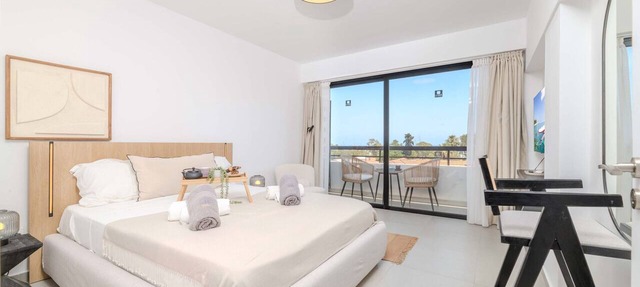 Finikoudes Marina View 202 - Charming Larnaca Centre Getaway in Larnaca