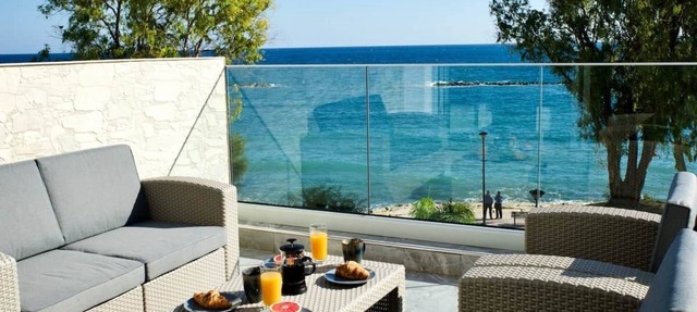 Galatex Sea Breeze, 2 Bed, Sleeps 5, Free Wifi in Germasogeia