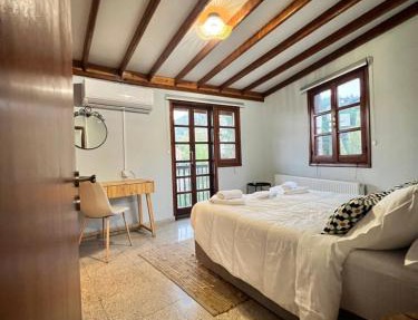 GaliniCafe22-suites in Kakopetria