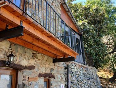 George's House in Askas