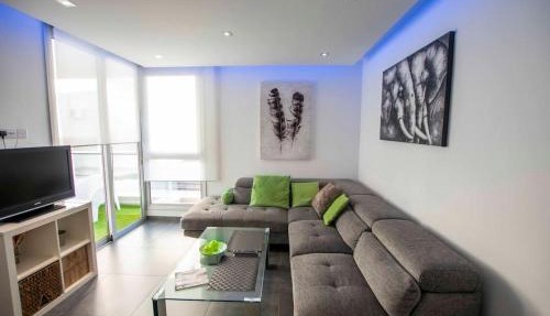 Glabur Stays - The Amazing 1 BDR - Executive apt Nicosia Center Free Parking & WiFi in Nicosia