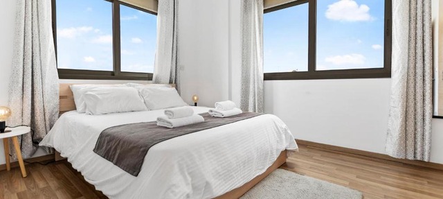 Glabur Stays - The Nicosia Elite - Exceptional Top Floor Apartment Nicosia City, Welcomes U! in Nicosia