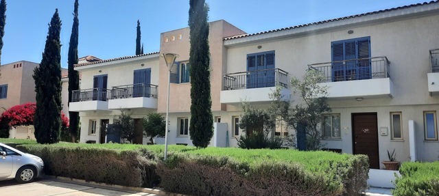 Großes Reihenhaus im Exklusiven Wohnkomplex Elysia Park in Paphos