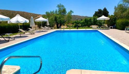 Himonas Apartments in Pissouri
