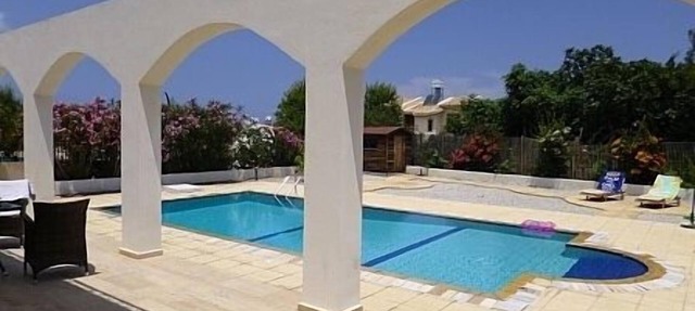 Holiday 4 Bedroom Home /Private Pool, Mountain/Sea Views, Sleeps 8 in Karavas