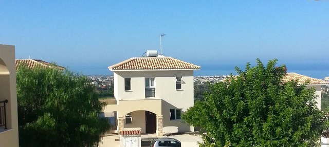 Holiday house in Tremithousa with a pool in Mesoyi