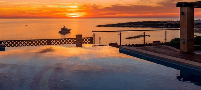 Hotel Coral Beach Resort in Pegeia
