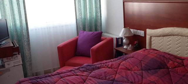 HOTEL STYLE BEDROOMS (TO RENT INDIVIDUALLY NOT WHOLE FLAT!) SUPPLEMENTS CHARGED in GIRNE KYRENIA