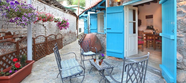 Kalopanayiotis 1-Bedroom Cottage in Nicosia