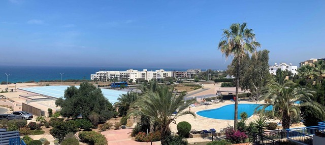 Kings Palace - stylish modern 2 bed with sea views in Paphos