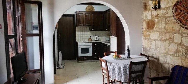 Kissos Apartment in Kathikas